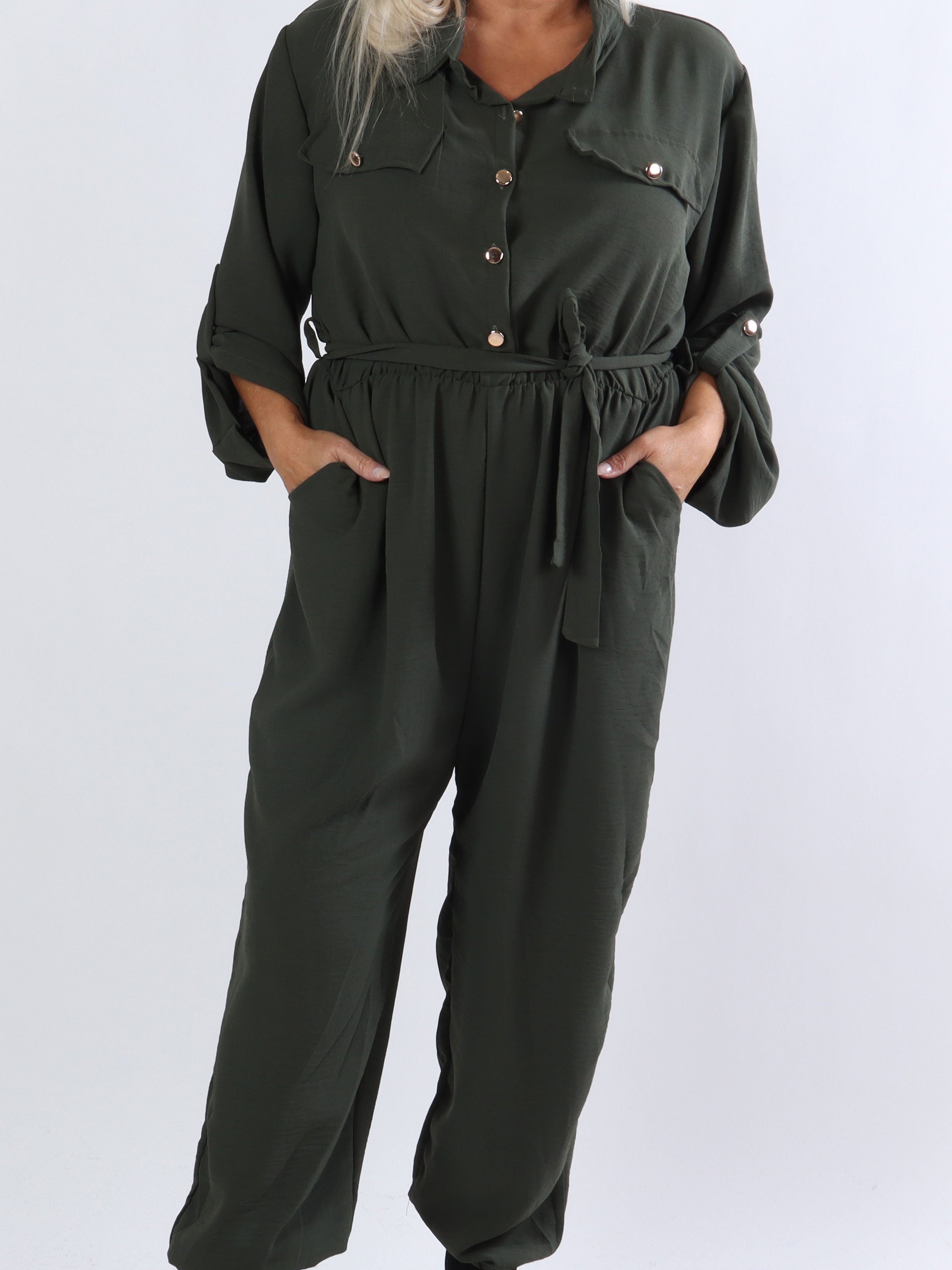 Malina Sleeve - Buksedragt med guld knapper